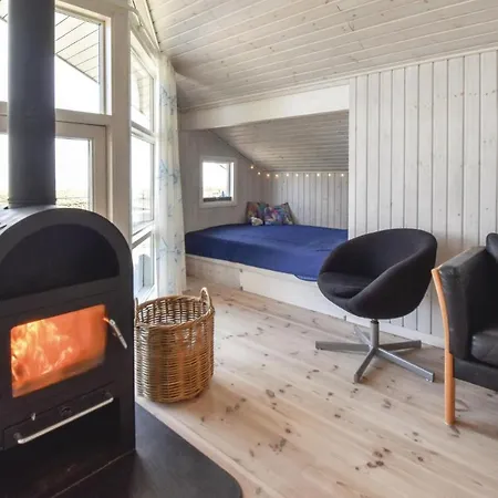Three-bedroom Holiday In
