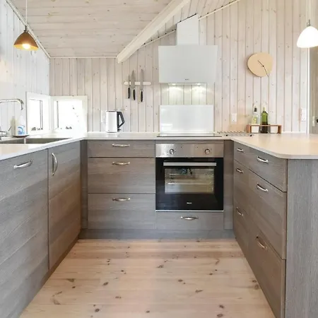 Three-bedroom Holiday In *